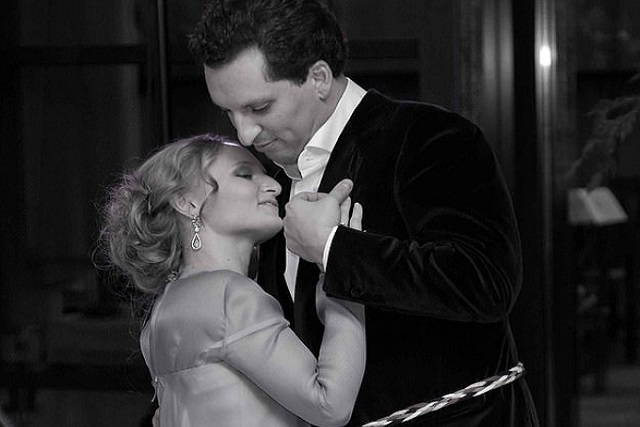 Putin'in kızına şok: Villasını işgal edip odasına girdiler!