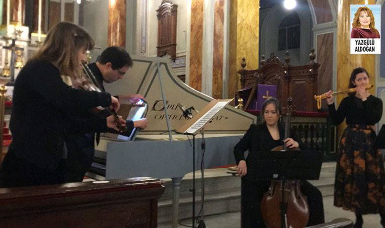 Müzik susmaz kar yağsa da