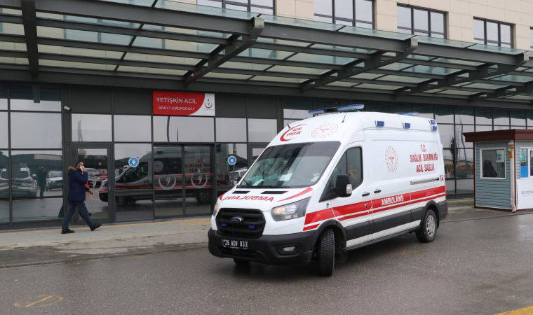 Eskişehir'de fabrikada gaz sızıntısı: 34 işçi hastaneye kaldırıldı (17 Mart 2022) (Video Haber)