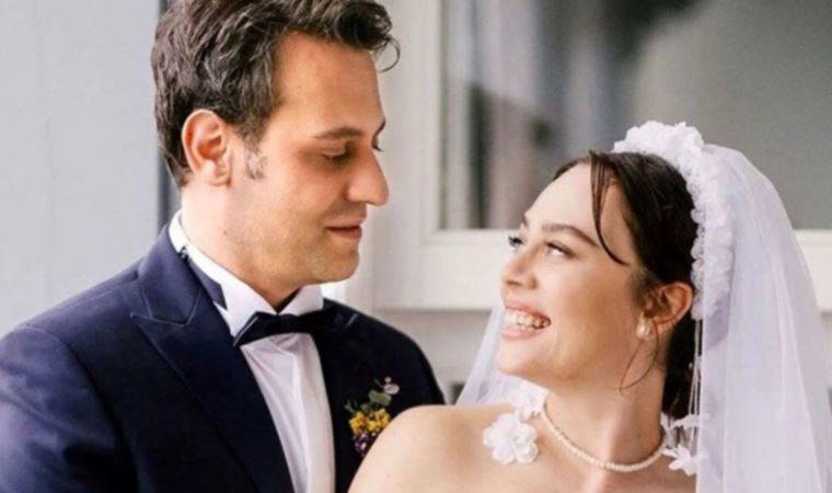 Demet Evgar evlenirken annesinin gelinliğini giydi