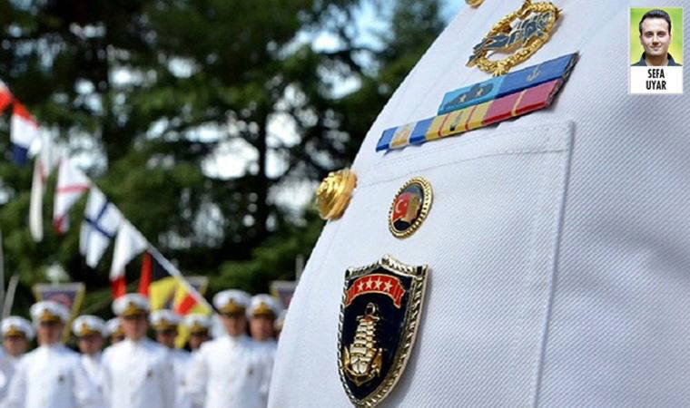 Avukatlar, 104 amiralin başlayacak olan davasını değerlendirdi