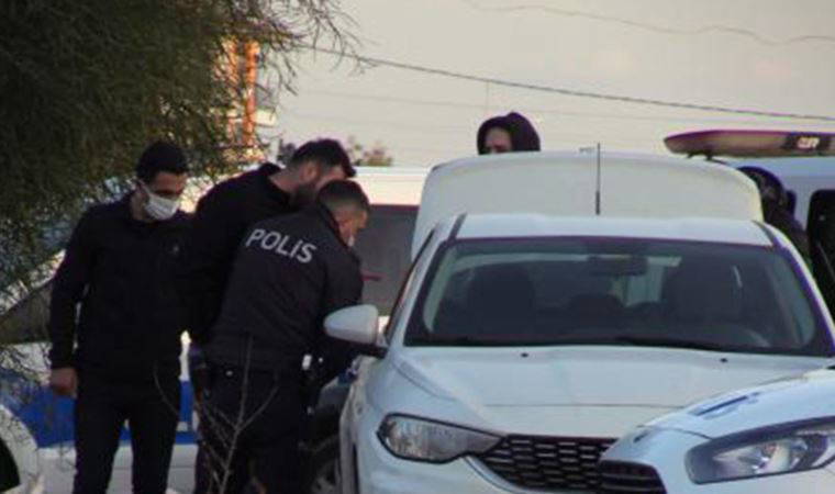 4 gündür park halinde olan otomobilin bagajında ceset bulundu