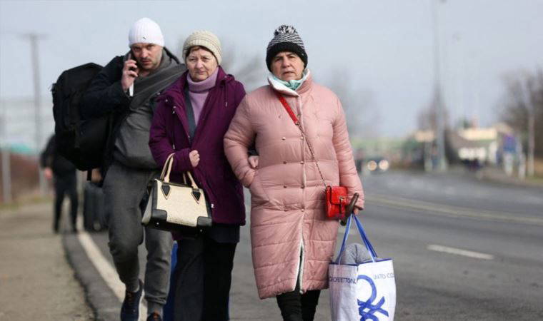 Macaristan, Ukrayna'dan kaçanlar için yeni bir transit sığınak açtı