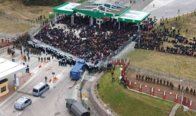 Belarus-Polonya sınırındaki göçmen kampı kapandı