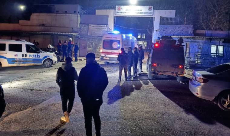 İHA: Cezaevinde isyan çıktı, bölgeye çok sayıda ekip sevk edildi (24 Mart 2022)