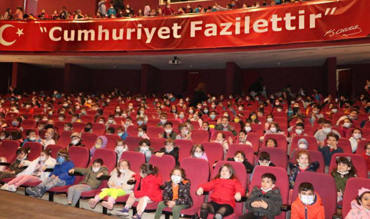 Aydın Şehir Tiyatrosu'ndan Dünya Tiyatro Günü özel pragramı