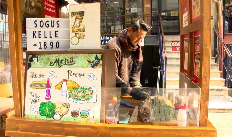 Japon Yuji, Kadıköy'de kelle söğüş satıyor: 'Zeytinburnu çocuğuyum' diyorum