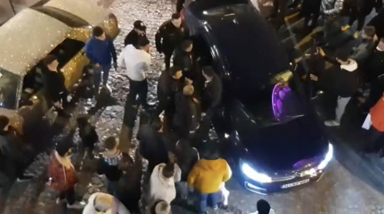 Galata'da olaylı gece: Polis müdahale etti