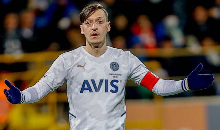 Eski takım arkadaşından Mesut Özil itirafı: Sorunu, herkesle sorunları olması