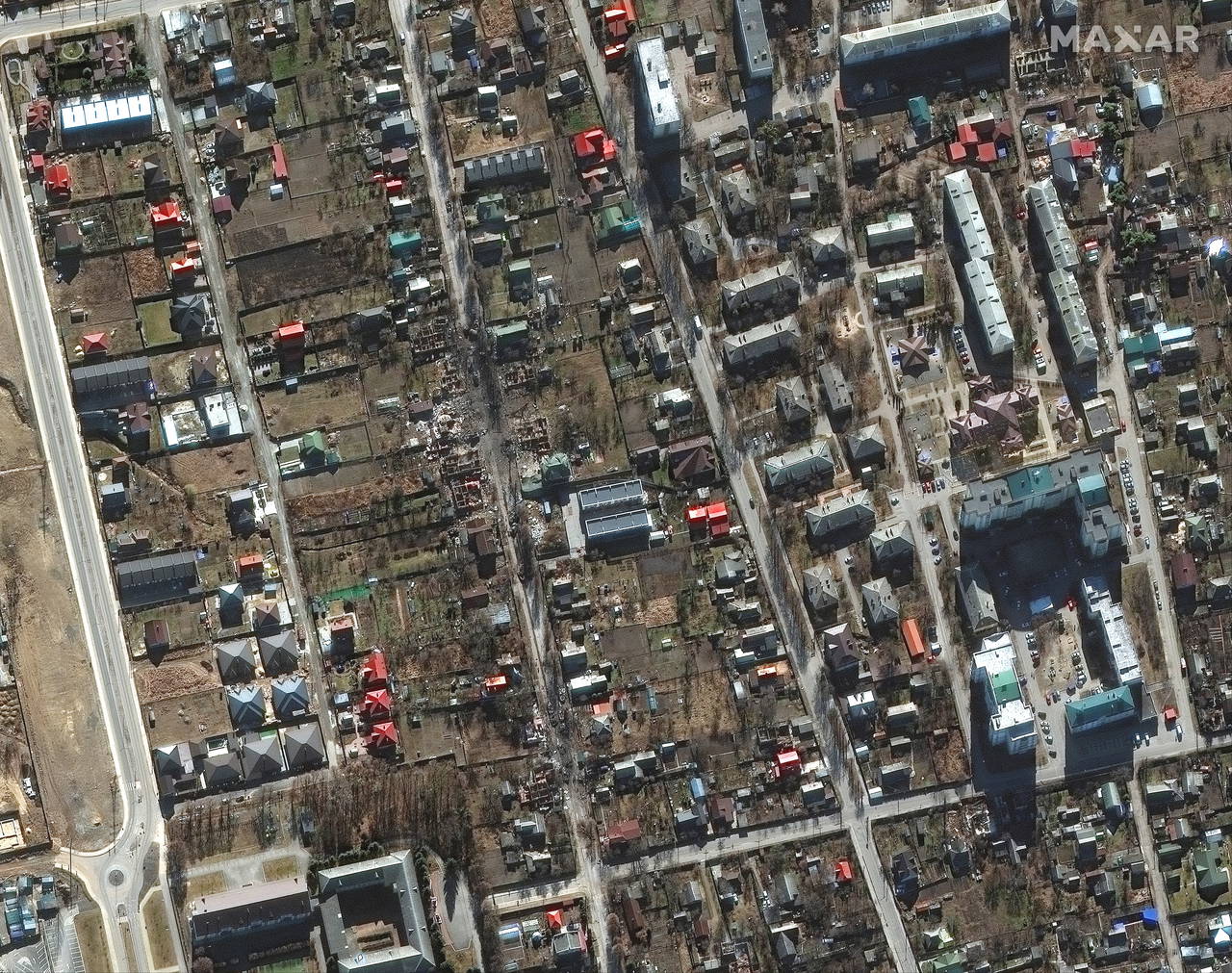 Ukrayna'da Rus saldırısının izleri uydudan görüntülendi