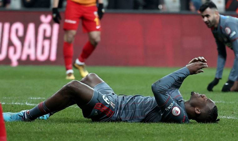 Beşiktaş, Kayserispor'a yenilerek taraftarını üzdü