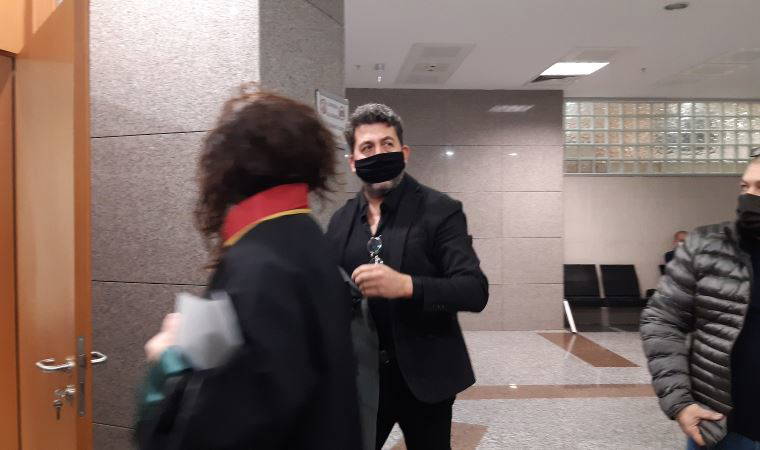Muhabire hakaret ettiği iddia edilen Emre Kınay hakim karşısında