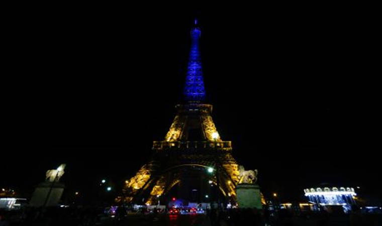 Eyfel Kulesi'nin açılış yıl dönümü: İşte kulenin tarihçesi