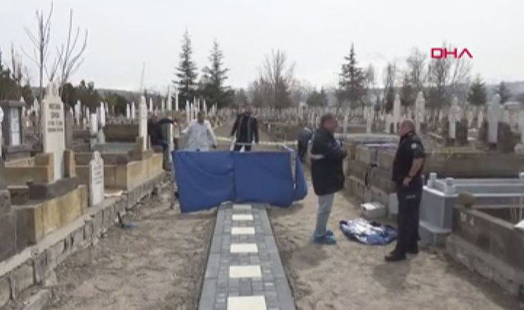 Mezarlıkta silahla vurulmuş kadın cesedi bulundu