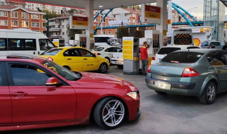 Petrol fiyatları ABD’nin açıklaması sonrası uçtu: Yeni zam yolda!
