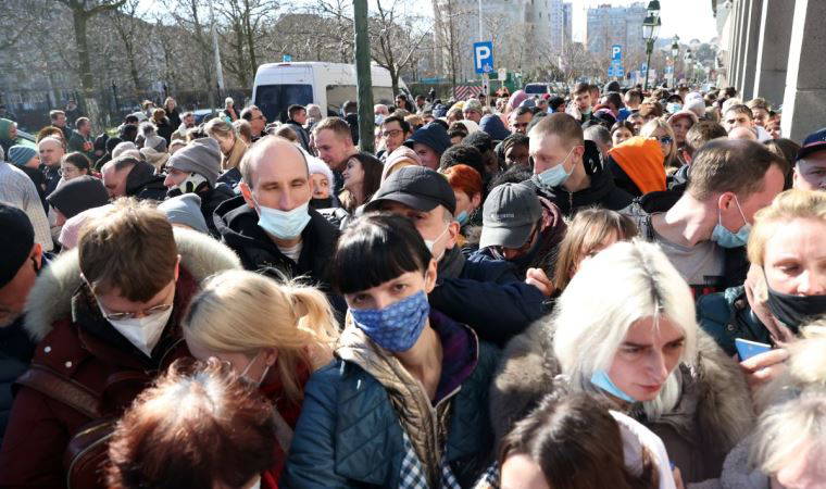 Savaştan kaçan yüzlerce Ukraynalı Belçika'da 