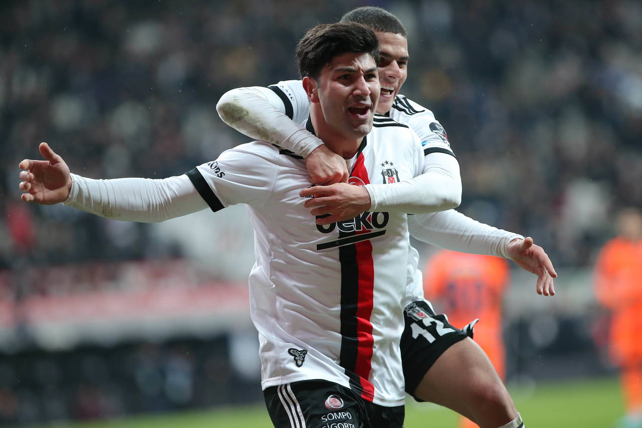 4 gollü maçta kazanan yok! Beşiktaş 2-2 Başakşehir