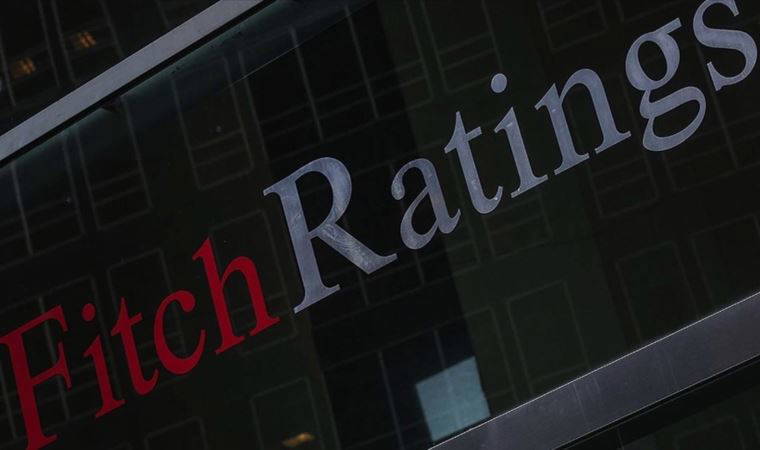 Fitch, Rusya'nın kredi notunu düşürdü