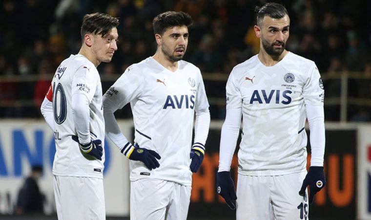 Mesut Özil’deki düşüşün nedenini menajeri açıkladı: Santi Cazorla