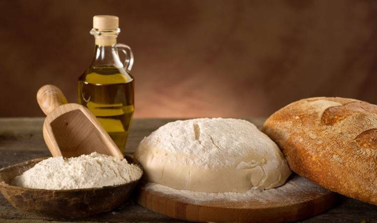 Alman vatandaşları, Rusya-Ukrayna savaşının başından beri yemeklik yağ ve un stokluyor