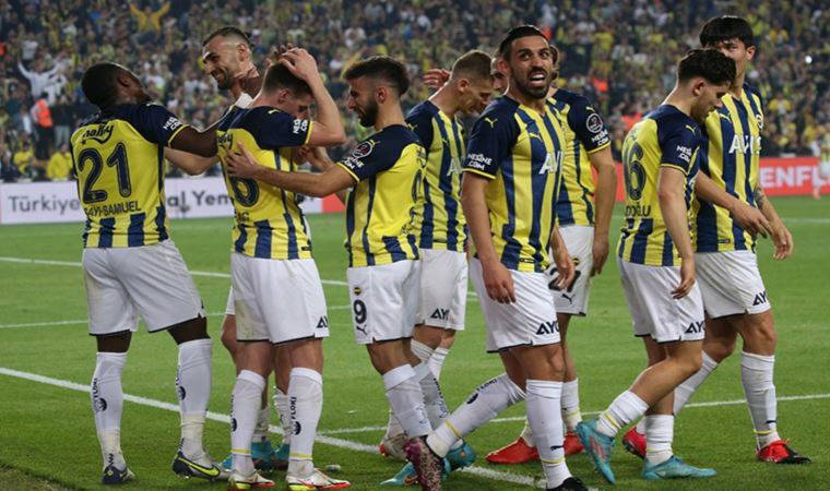Derbide gülen taraf Fenerbahçe! Fenerbahçe 2-0 Galatasaray