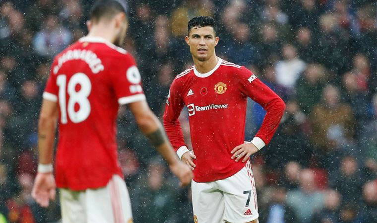 'Cristiano Ronaldo Manchester United'dan ayrılıyor' iddiası
