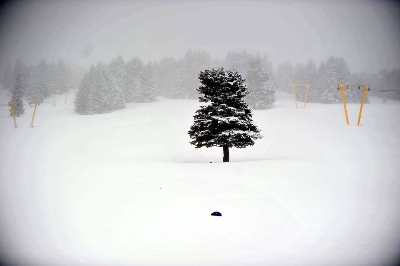 Uludağ'a nisan karı