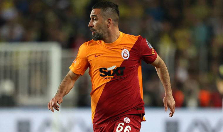 Fenerbahçe-Galatasaray maçında Arda Turan’ın görüntüsü gündem oldu