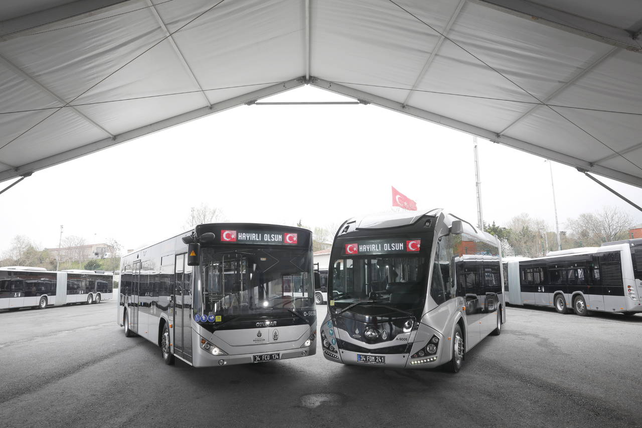 İBB'nin satın aldığı 160 yeni otobüsten 30'u teslim alındı: İşte İstanbul'un yeni metrobüsleri...