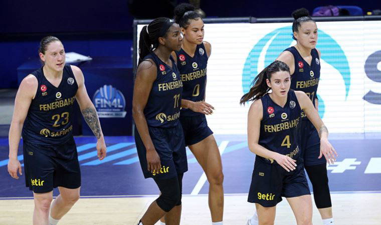 Final öncesi zehirlendiler...