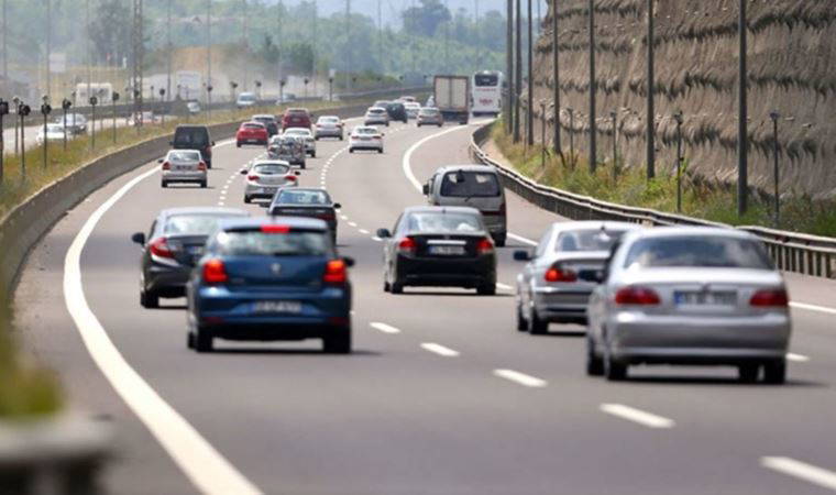 Otoyolda cinsel ilişki vaadiyle tuzak: 32 kişi gözaltına alındı