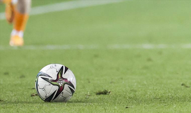 Galatasaray ile Dinamo Kiev, Ukrayna'daki çocuklara yardım için sahaya çıkıyor