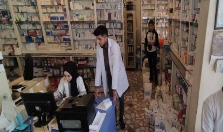 'Gizemli hayırsever' Bursa'da ortaya çıktı: 20 eczanedeki borcu ödedi (15 Nisan 2022) (Video Haber)