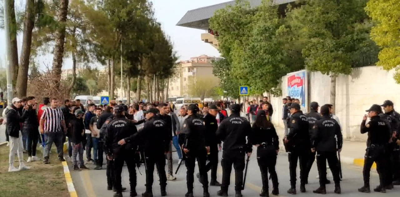 Bölgesel Amatör Lig'e yükselme maçında saha karıştı