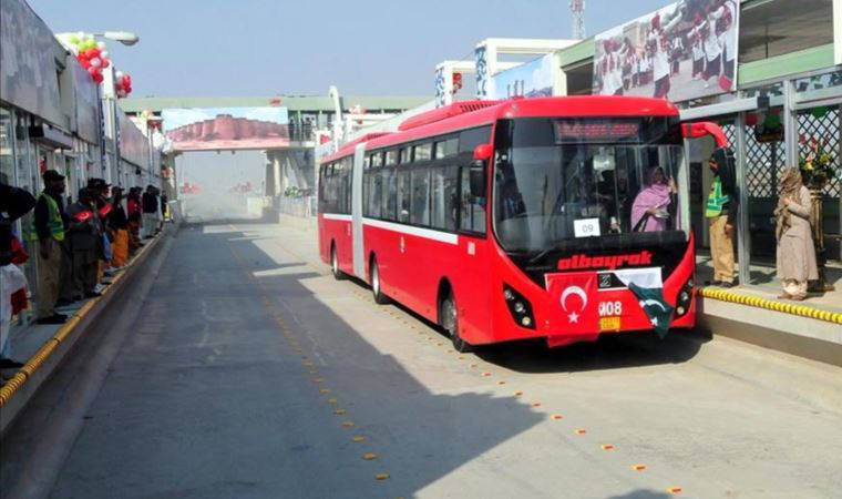 Pakistan Başbakanı Şerif'ten metrobüs projesi için Türkiye’ye teşekkür