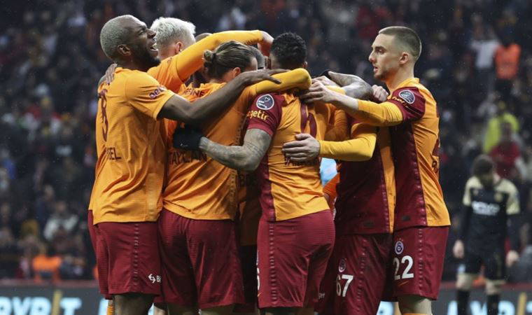 Galatasaray derbi sonrası moral depoladı!: Galatasaray 2-0 Yeni Malatyaspor