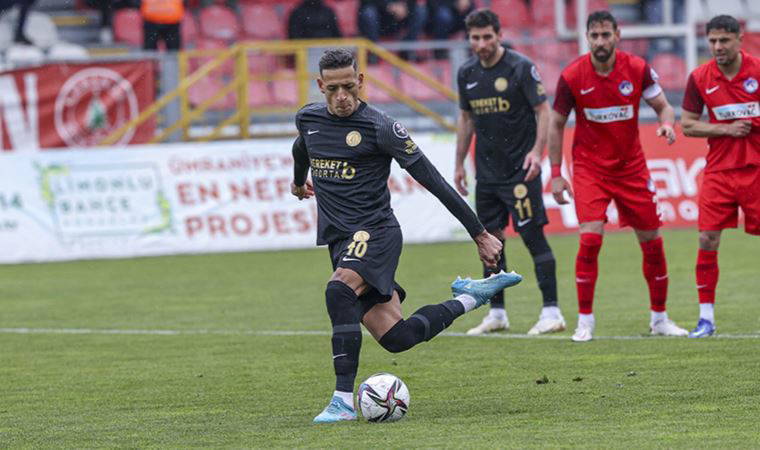 Yacine Bammou'nun penaltısına sosyal medyada tepki yağdı!