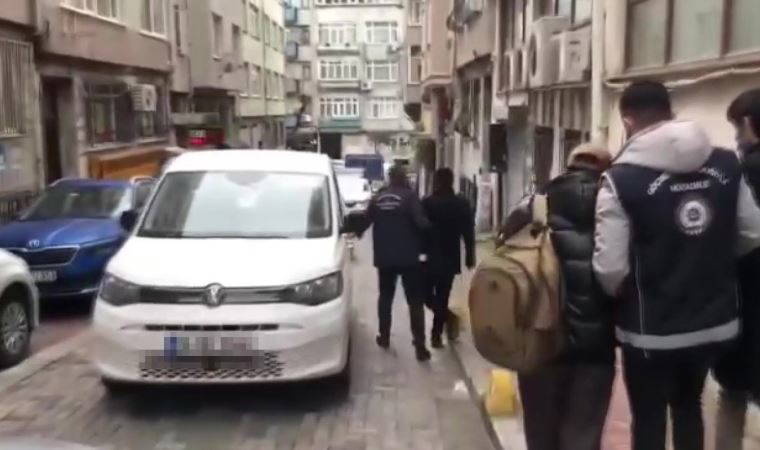 Sahte evrakla yabancılara 'oturma izni' düzenleyenlere operasyon (20 Nisan 2022) (Video Haber)