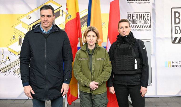 İspanya ve Danimarka başbakanları Kiev'de