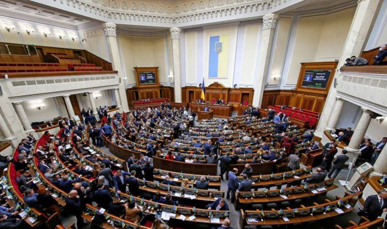 Ukrayna'da sıkıyönetim rejimi 25 Mayıs'a kadar uzatıldı