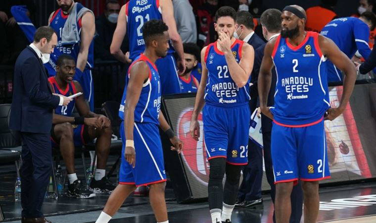 Anadolu Efes, bu kez kaybetti seride durum eşitlendi