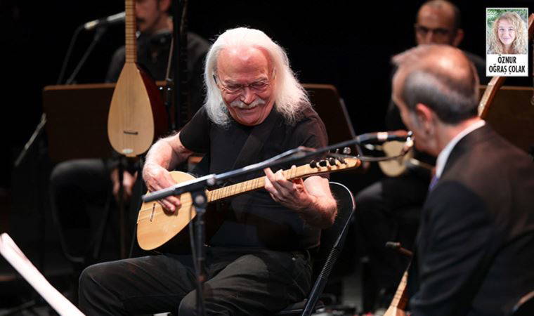 Cahit Berkay ve Cengiz Özkan birlikte çalıp söyledi