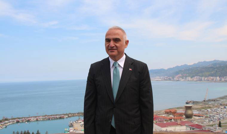 Bakan Ersoy'dan Rize'de turizm yorumu: 'Özellikle Körfez ülkelerinden çok ciddi bir artış öngörüyoruz'
