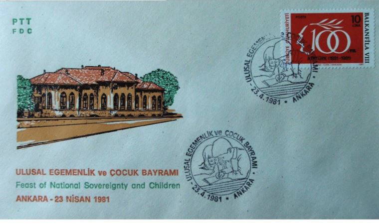 Yıllar boyunca gazete sayfalarına yansıyan 23 Nisan kutlamaları