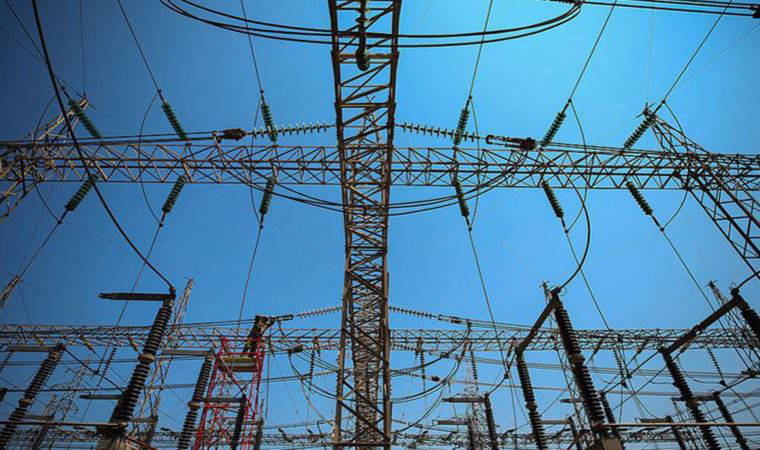 Spot elektrik piyasasında işlem hacmi bugün de azaldı