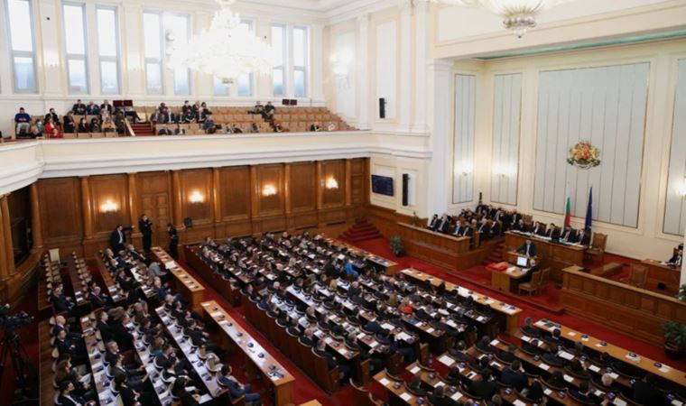 Bulgaristan meclisinde Ukrayna krizi çıktı