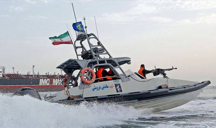 İran, Basra Körfezi'nde yabancı bandıralı tankere el koydu