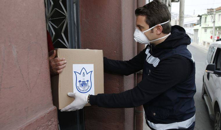 Konak’ta 11 bin 500 aileye gıda yardımı