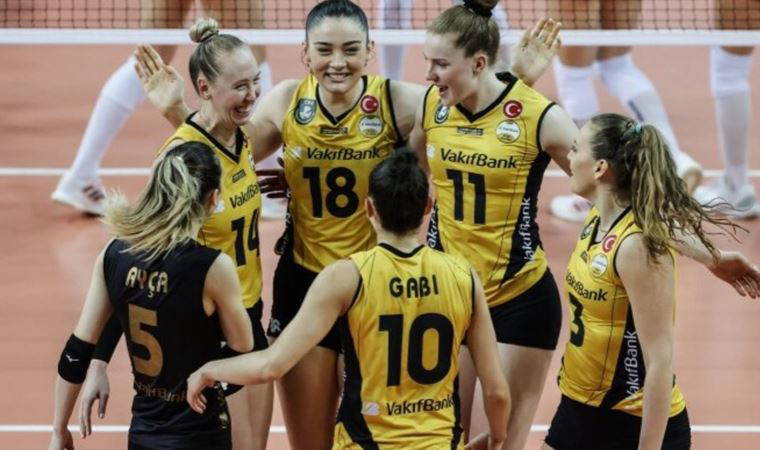 Voleybolda ilk finalist VakıfBank!