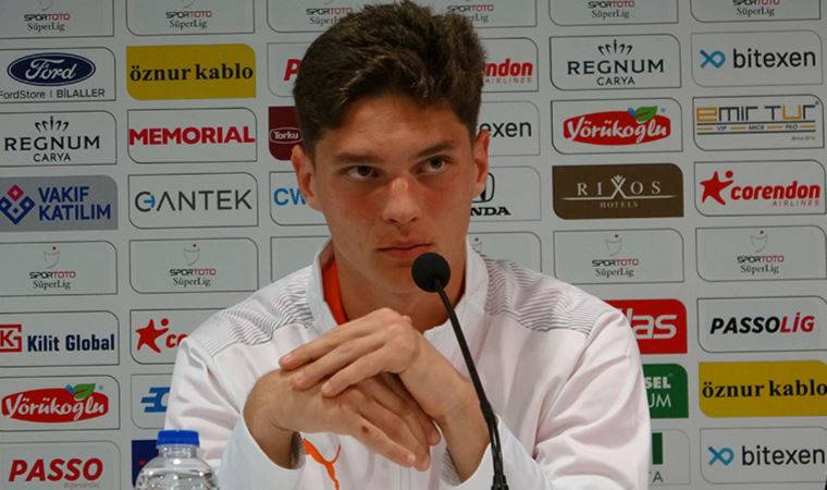 Shakhtar Donetsk futbolcusu Sudakov: Ukrayna'da yaşananları tüm dünyaya göstermek istiyoruz